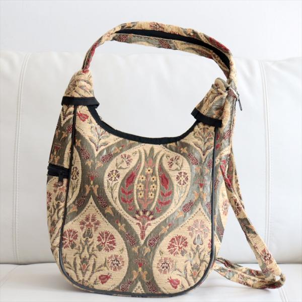 ショルダーバッグ　変形タイプ　トルコ製トレリス　アイボリー