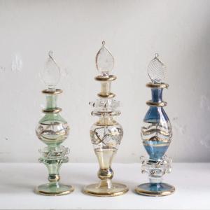 エジプト香水瓶 手吹きガラスの工芸品/ラクダ3頭セット ピンク