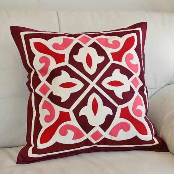 ハンドアップリケ コットンクッションカバー ハーヤ メーヤーKheyamiaー49x49cm