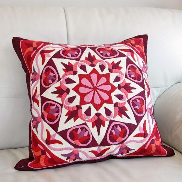 ハンドアップリケ コットンクッションカバー ハーヤ メーヤーKheyamiaー48x48cm