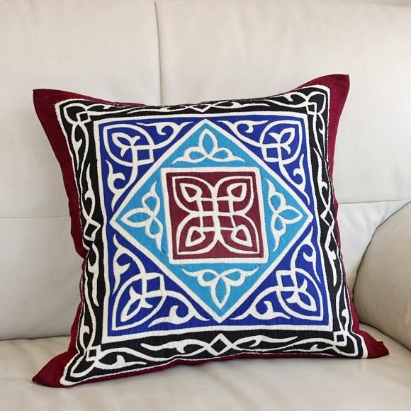ハンドアップリケ コットンクッションカバー ハーヤ メーヤーKheyamiaー45x45cm