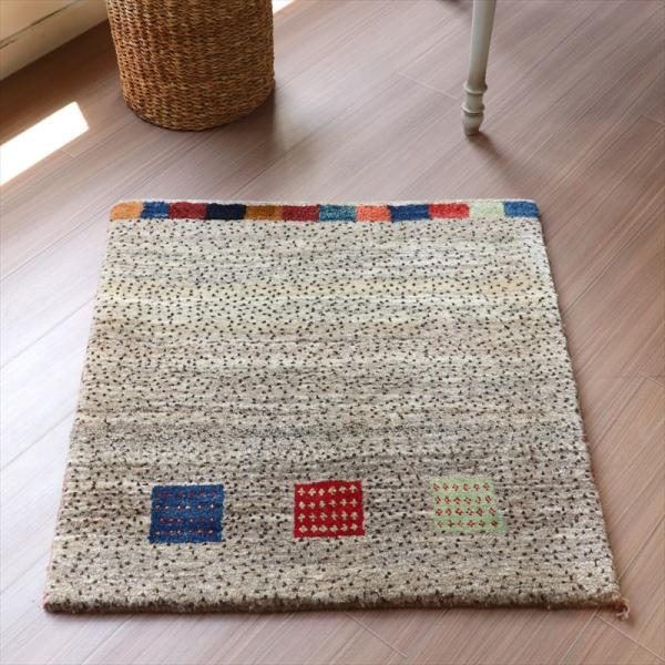 ギャッベ　カシュカイ族の手織りラグ 76x73cm ナチュラルブラウングレー　ドットとカラフルタイル