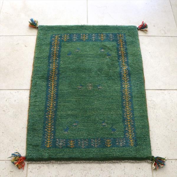 カシュカイ族の手織りラグ ギャッベ 88x65cm グリーン 生命の樹