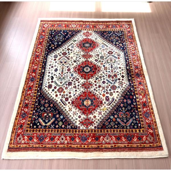 ギャッベ　イラン産 カシュカイ族の手織りラグ  219x153cm 六角メダリオン 細かな織り