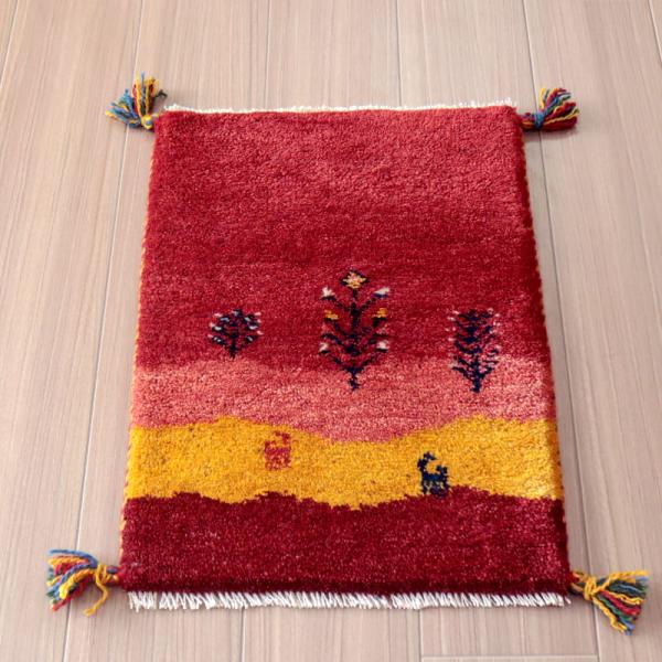 イラン産　手織りギャベ ギャッベ 55x40cm ミニサイズ　レッド　風景のデザイン