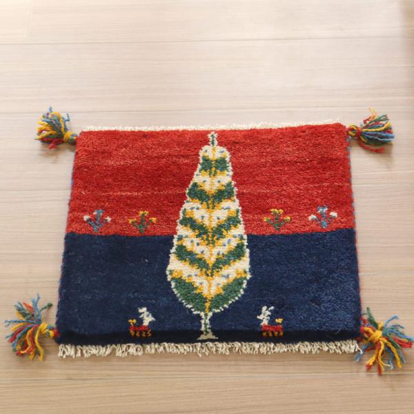 ギャッベ　座布団サイズ 36x41cm 大きなイトスギの木　イラン産手織りギャッベ