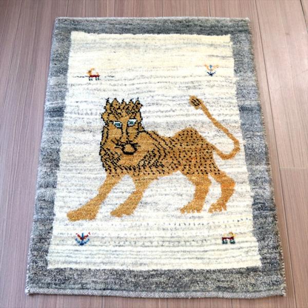 ライオンギャッベ 玄関マットサイズ 87x60cm ライオンと動物と生命の木
