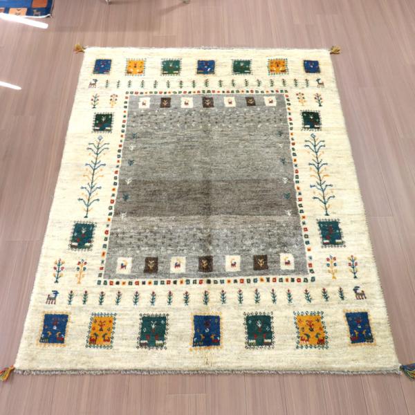 ギャッベ　イラン製　カシュガイ族手織り 198x155cm グレー　アイボリー　タイルモチーフ