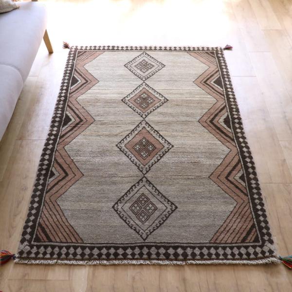 部族絨毯　トライバルラグ　カシュカイ族 170x105cm ナチュラルグレー　ジグザグ