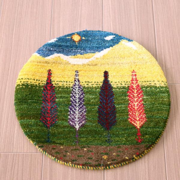 ギャッベ 円形　イラン産手織りギャベ 42x42cm イトスギのある風景