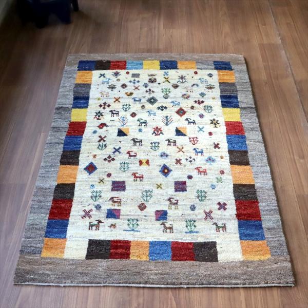ギャッベ ノマド　 156x107cm ナチュラル＆グレー　たくさんの動物や草花モチーフ　イラン産手...