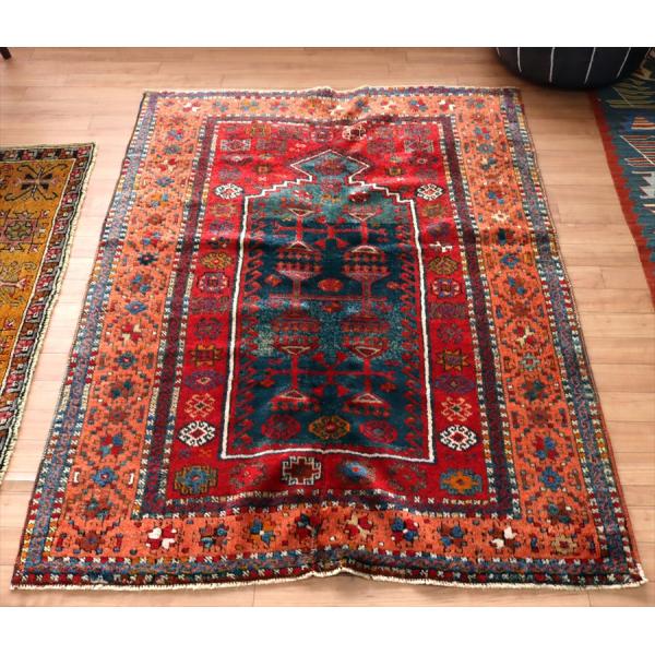 トルコ絨毯 オールドカーペット 154x115cm ミフラープデザイン