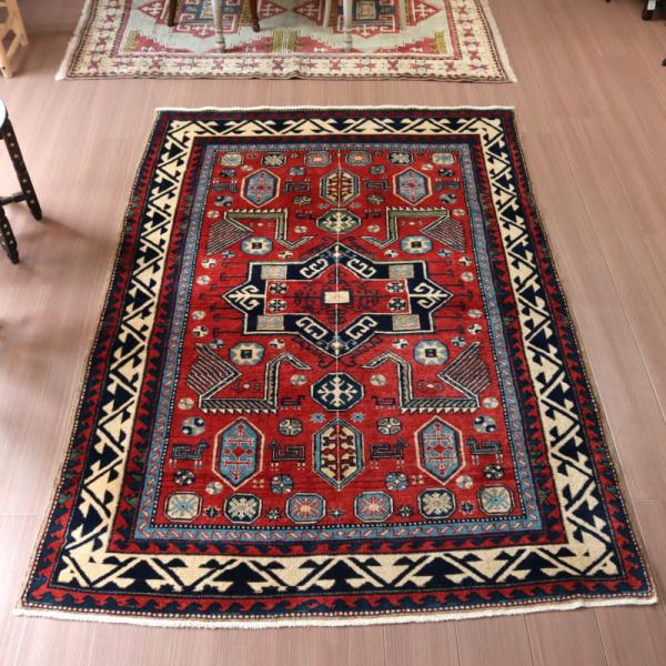 トライバルラグ 手織り絨毯 トルコ 206x136cm チャナッカレ カザック