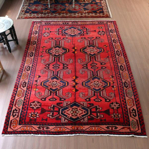 手織りラグ ロリ族 240x165cm 角のあるメダリオン レッド