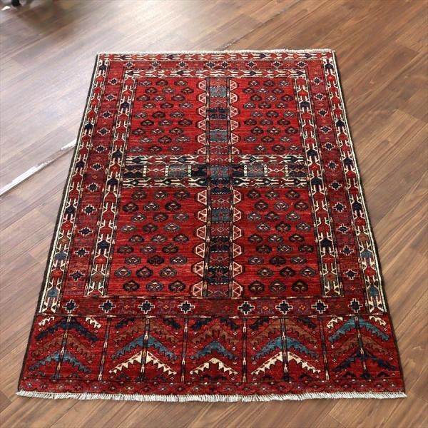 トルコの手織り絨毯 トルクメン族 182x121cm レッド トライバルラグ 草木染
