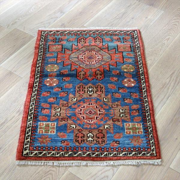 トルコの手織り絨毯 ２つのメダリオン 96x65cm 手織りラグ ブルー 草木染