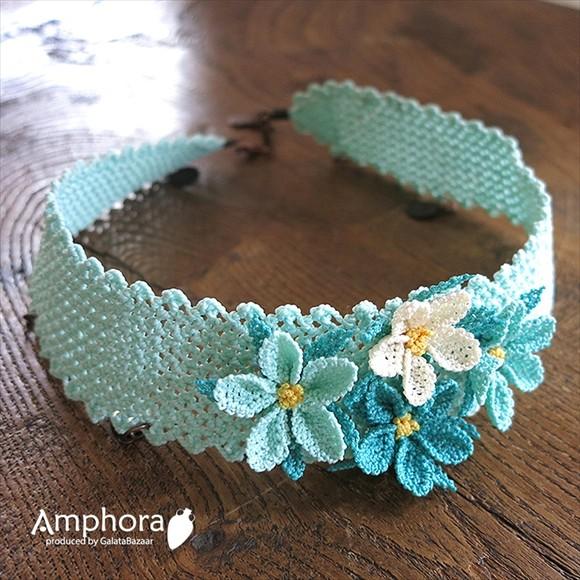 イーネ オヤ刺繍針で作る繊細なレースアクアブルーとホワイトのチョーカー