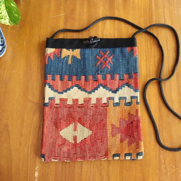 オールドキリム ポシェットMサイズアイドゥン