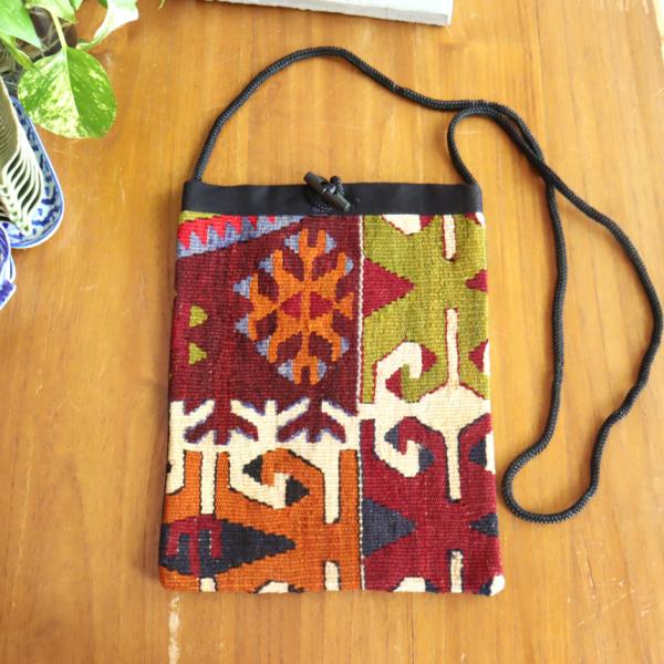 オールドキリム ポシェットMサイズシワス