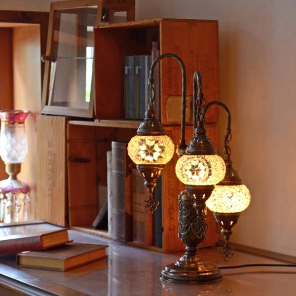 モザイクランプ トルコランプ シャンデリアテーブルランプ 3灯 全高51cm ホワイトフラワー E1...