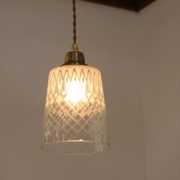 ガラスシェード ガラスペンダントランプ 1灯カリス　クリア　グラビュール コロニアル様式　レトロ