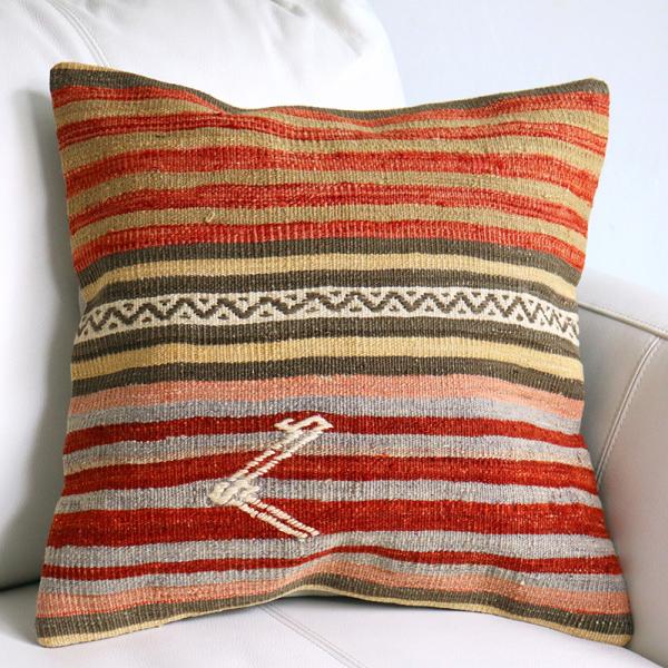 オールドキリム　クッションカバー 40cm Old Kilim Cushion 波のモチーフとくの字...