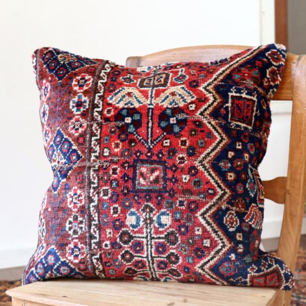 アンティークラグ クッションカバー 50×50cm カシュカイ族 手織り絨毯