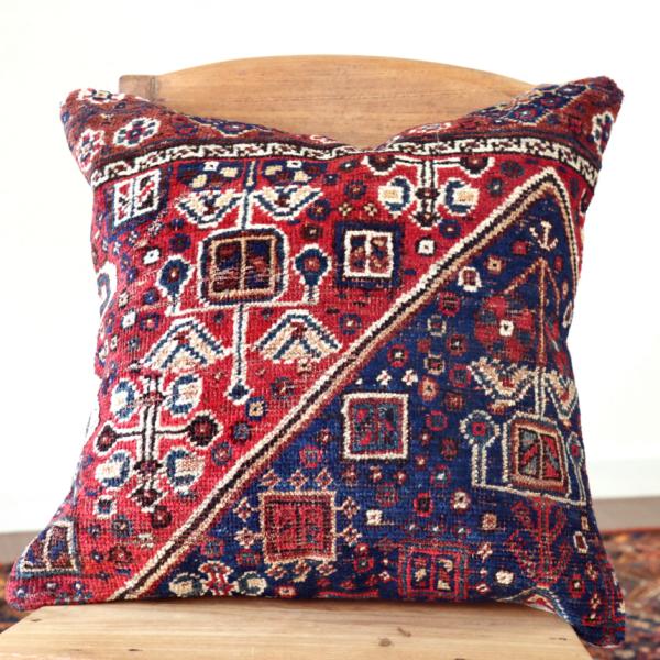 アンティークラグ クッションカバー 50×50cm カシュカイ族 手織り絨毯