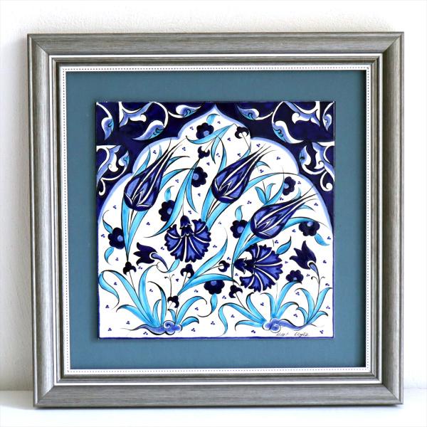 トルコ陶器 手書きタイル 1枚額 H31×W31×D2.5cm チューリップ＆カーネーション Tur...