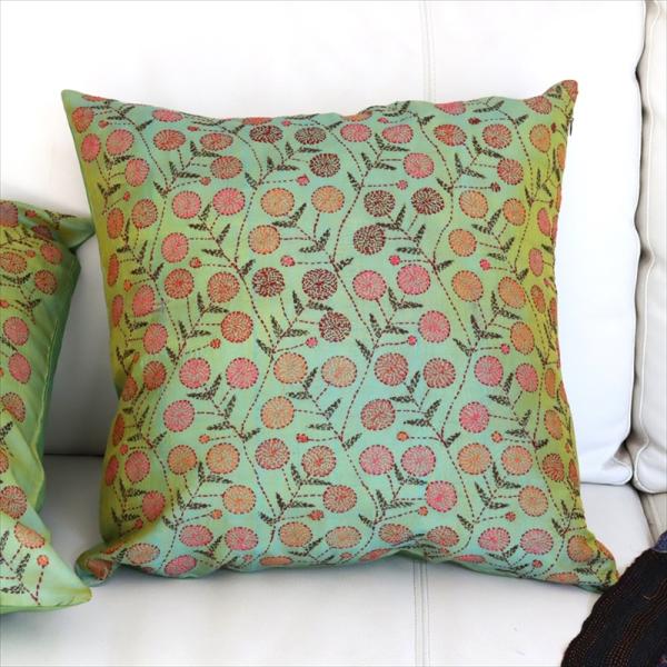 カンタ刺繍　シルク　クッションカバー44×44cmグリーンサテン　ザクロの実