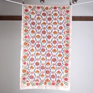 ウズベキスタン・スザンニ刺繍布 アンティークデザ...の商品画像