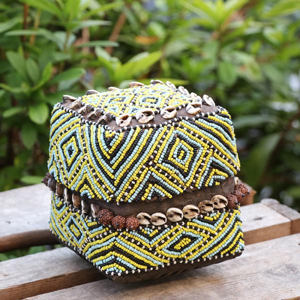 ビーズ装飾の婚礼用宝箱 スマトラ島/竹かご ヴィンテージ　SUMATRAN WEDDING BOX ...