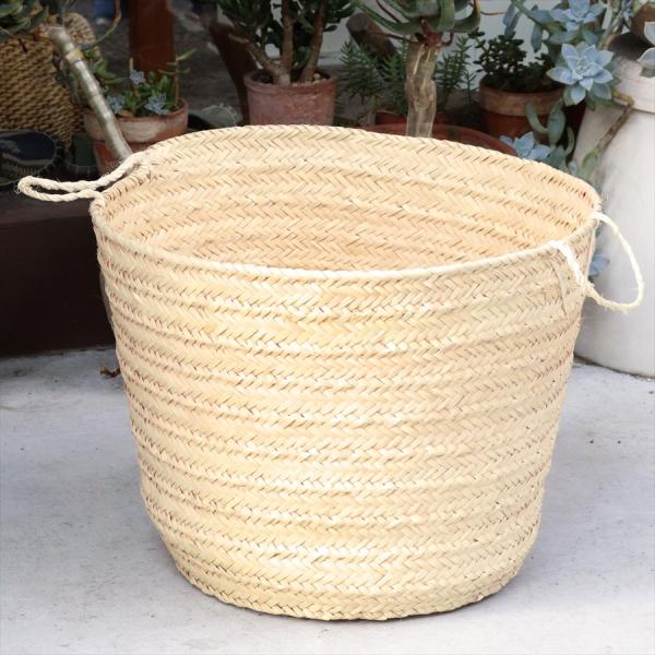 水草で編まれたバスケット　タンザニア産ナチュラルベージュ　ラウンドバスケット　天然素材使用