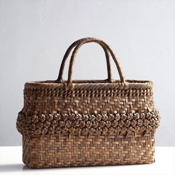 くるみのカゴバッグ/中央六角細工編み/中サイズ 幅36cmx本体の高さ22cmxマチ10cm 重さ4...