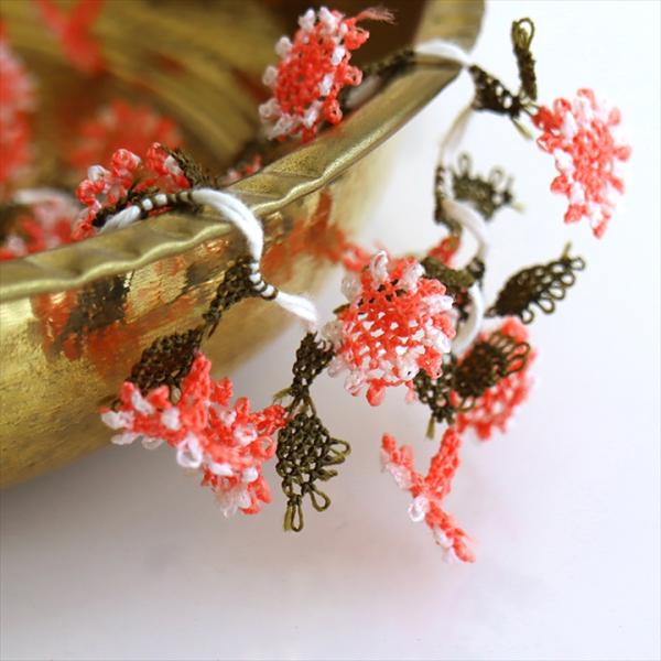 イーネ オヤ 一連 立体モチーフ 40個ジンジメ