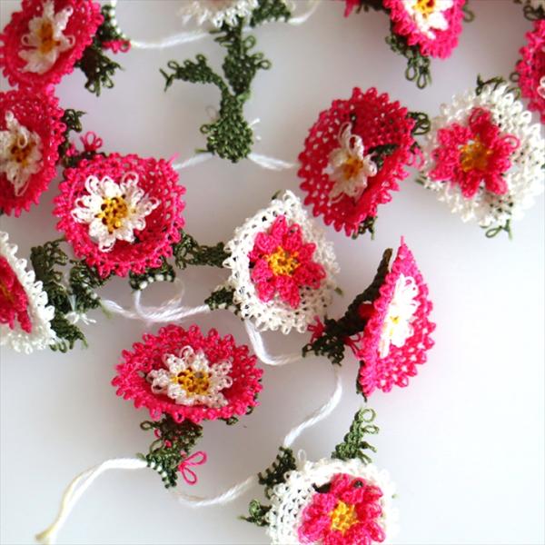 イーネ オヤ 一連 立体モチーフ 39個アダレア