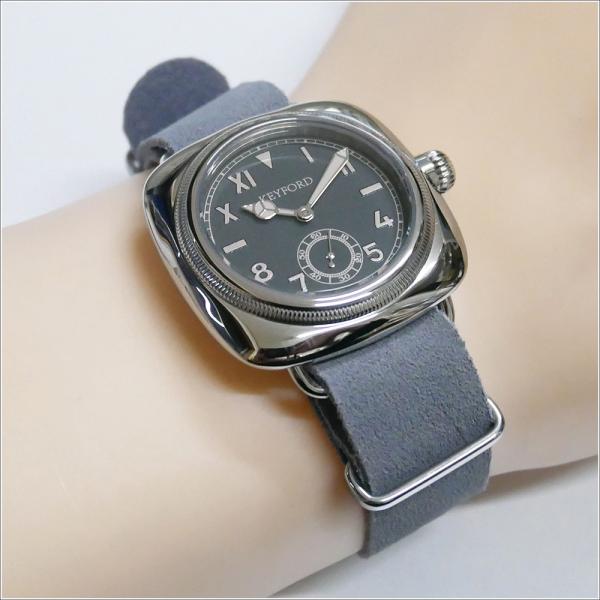 モントルロロイ ミリタリーウォッチ M.R.M.W CUSHION CALIFORNIA GRAY ...