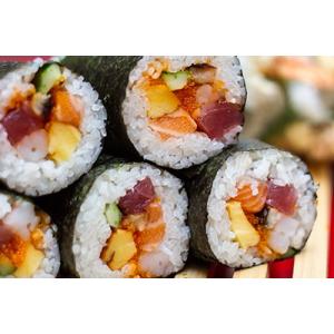 京料亭 恵方巻 2020年2月2〜3日着限定 ご中♪ 特上海鮮七福恵方巻き寿し1本（約18cm）配送エリア限定商品