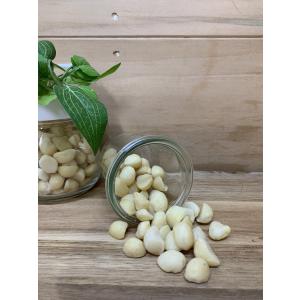 iro.iro. マカダミアナッツ素煎り300ｇ　150ｇ×2袋　　ジップパック入り