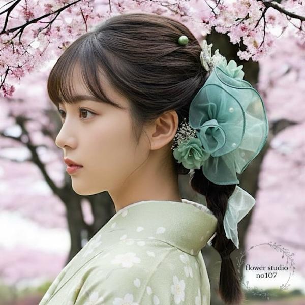 フワフワパールリボンと蝶々の髪飾り　グリーン髪飾り　緑　成人式　結婚式　卒業式　前撮り　七五三　ヘッ...