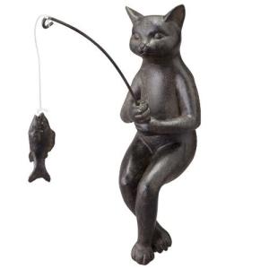 猫の置物 ねこの置物 アンティーク雑貨釣りをする猫｜iron-peace