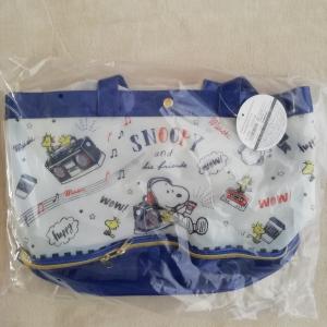 スヌーピープールバッグの商品一覧 通販 Yahoo ショッピング