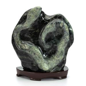 ともも様☆専用☆金運最強☆白蛇石の置物☆希少な勾玉タイプ ともも様☆専用☆金運最強☆白蛇石の置物☆希少な勾玉タイプ