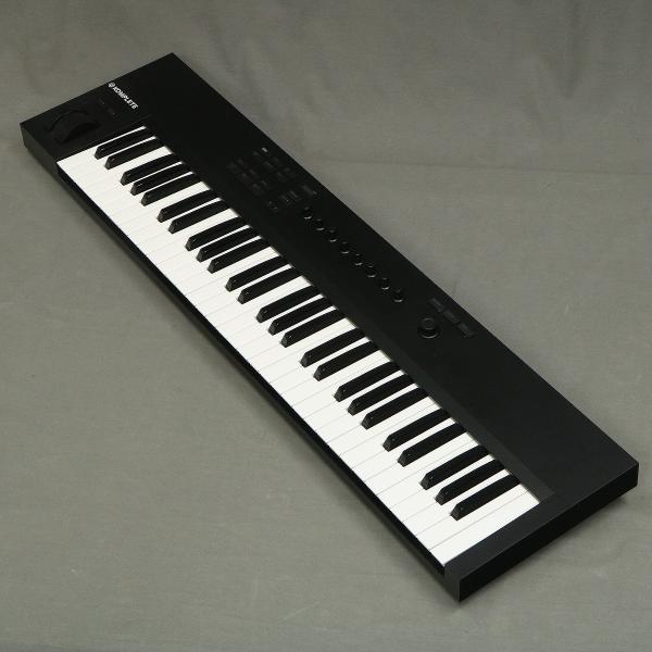 (中古)NATIVE INSTRUMENTS / KOMPLETE KONTROL A61 (御茶ノ...