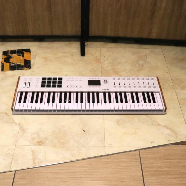 (中古)Arturia / KeyLab 61 mk3 (梅田店)