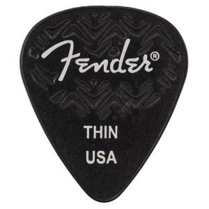 (WEBSHOPクリアランスセール)Fender / Wavelength Celluloid Picks 351 Shape Black Thin - 6 Pack フェンダー (6枚入り)｜ishibashi