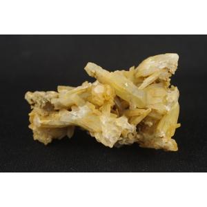 水晶クラスター 台付き 758g/cr-21 : 天然石専門店名取貴石 - 通販