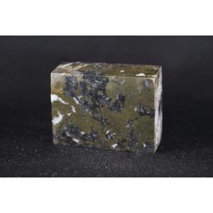 パイライト（黄鉄鉱）原石結晶 737g /pyr-21 天然石原石販売｜名取