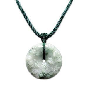 良質天然石ひすい薄緑色本翡翠ジェダイト枝豆福豆彫りステンレス