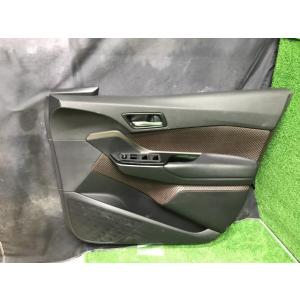 Ｃ−ＨＲ DBA-NGX50 右フロントドアトリム G-T 4WD 3T3 67610-10A10-...